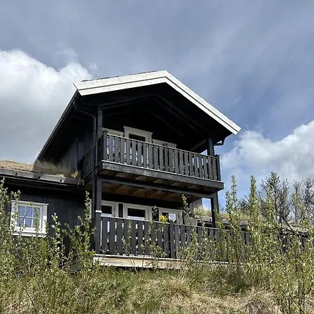 Casa de Férias Modernized Log With Views Of The Mountains