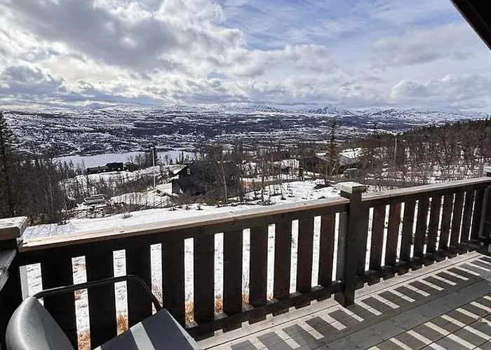 Semesterbostad Modernized Log With Views Of The Mountains *