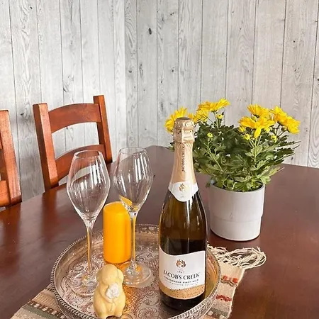 Modernized Log With Views Of The Mountains Ferienhaus Ron