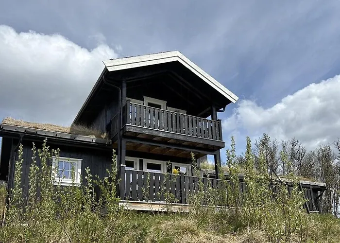 Semesterbostad Modernized Log With Views Of The Mountains