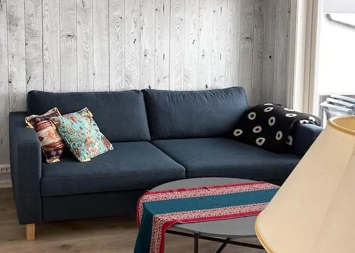 Semesterbostad Modernized Log With Views Of The Mountains *